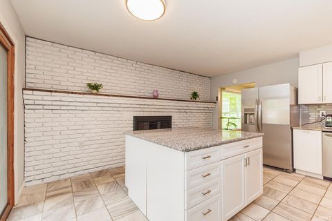 Tiny photo for 8904 W Lonebeech Drive, Muncie, IN 47304 (MLS # 202618449)