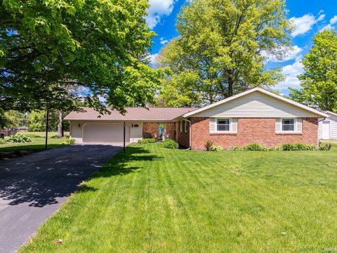 Tiny photo for 8904 W Lonebeech Drive, Muncie, IN 47304 (MLS # 202618449)