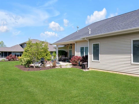 Tiny photo for 252 Elderwood Court, Fort Wayne, IN 46845 (MLS # 202619710)