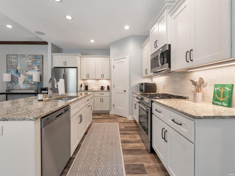 Tiny photo for 252 Elderwood Court, Fort Wayne, IN 46845 (MLS # 202619710)