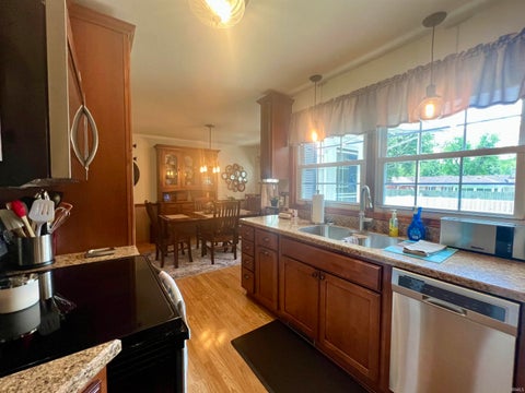 Tiny photo for 3225 Crescent Avenue, Logansport, IN 46947 (MLS # 202622565)