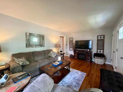Tiny photo for 3225 Crescent Avenue, Logansport, IN 46947 (MLS # 202622565)