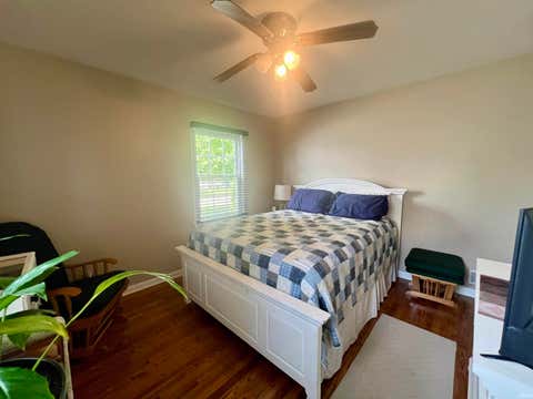 Tiny photo for 3225 Crescent Avenue, Logansport, IN 46947 (MLS # 202622565)