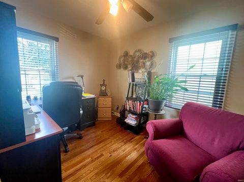 Tiny photo for 3225 Crescent Avenue, Logansport, IN 46947 (MLS # 202622565)