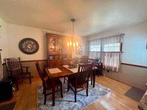 Tiny photo for 3225 Crescent Avenue, Logansport, IN 46947 (MLS # 202622565)