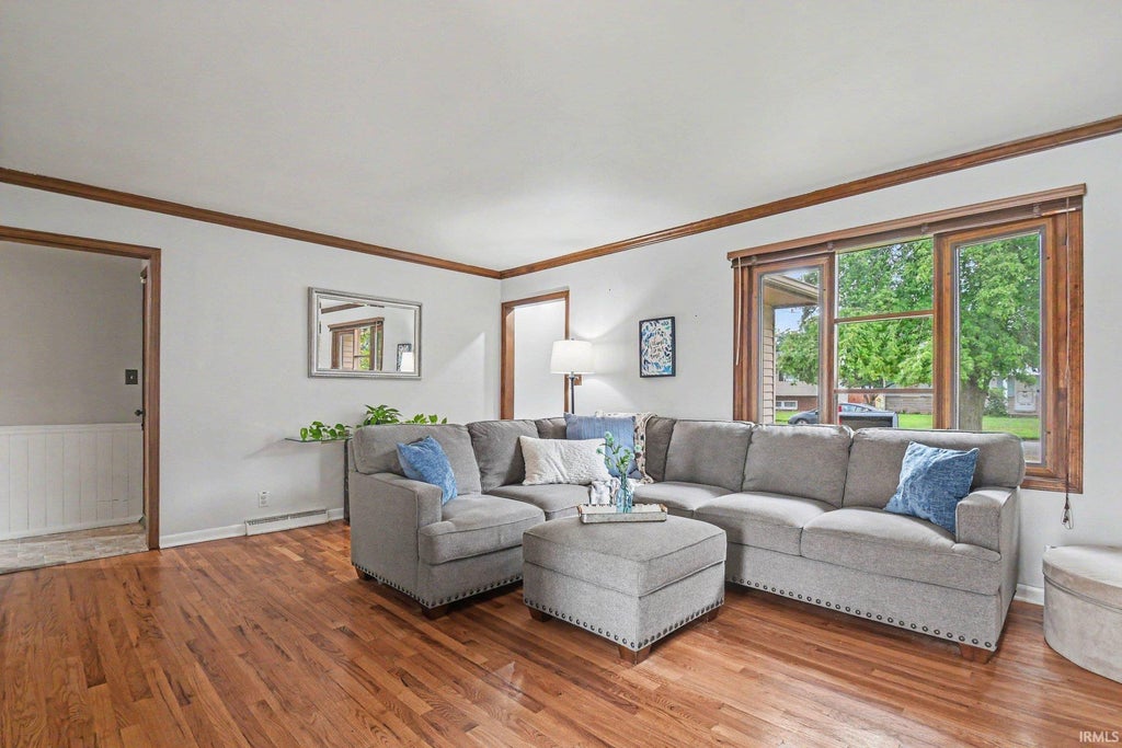 Photo of 1637 Gordon Drive, South Bend, IN 46635 (MLS # 202637397)