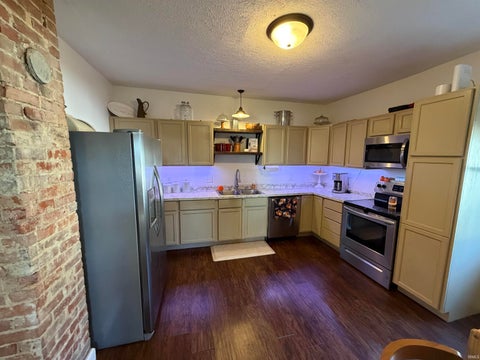 Tiny photo for 509 W Oxford Street, Otterbein, IN 47970 (MLS # 202643843)
