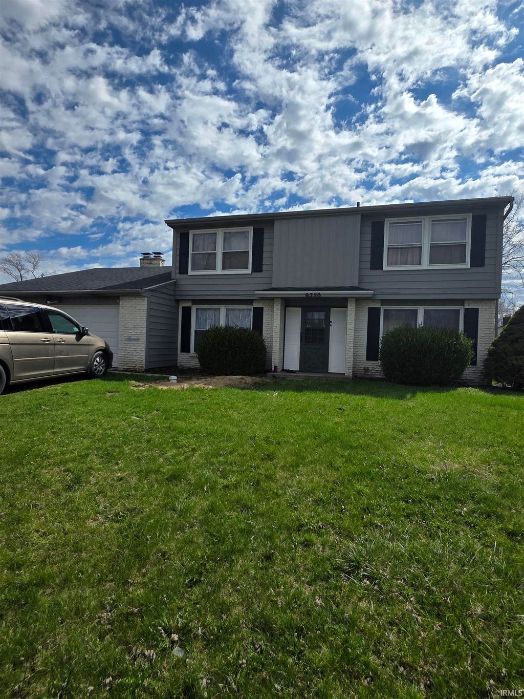 Photo of 6320 WAKOPA Court, Fort Wayne, IN 46815 (MLS # 202610841)