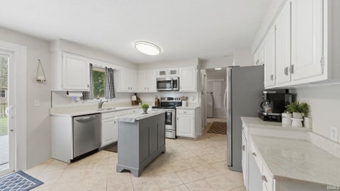 Tiny photo for 8112 Tewksbury Court, Fort Wayne, IN 46835 (MLS # 202628991)