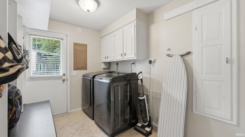 Tiny photo for 8112 Tewksbury Court, Fort Wayne, IN 46835 (MLS # 202628991)