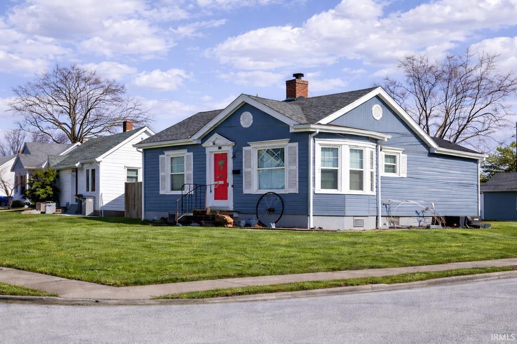 Photo of 2451 N Bedford Avenue, Evansville, IN 47711 (MLS # 202605586)