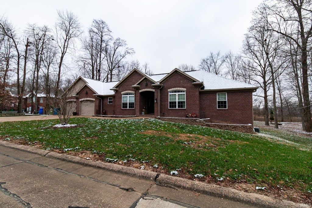 Photo of 424 Knollview Drive, Evansville, IN 47711 (MLS # 202548054)