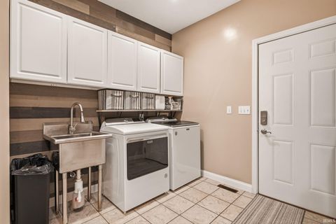 Tiny photo for 9319 McCombs Court, Lafayette, IN 47909 (MLS # 202625564)