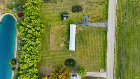 Tiny photo for 10930 W Yoder Road, Roanoke, IN 46783 (MLS # 202543397)