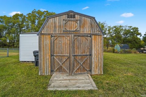 Tiny photo for 10930 W Yoder Road, Roanoke, IN 46783 (MLS # 202543397)