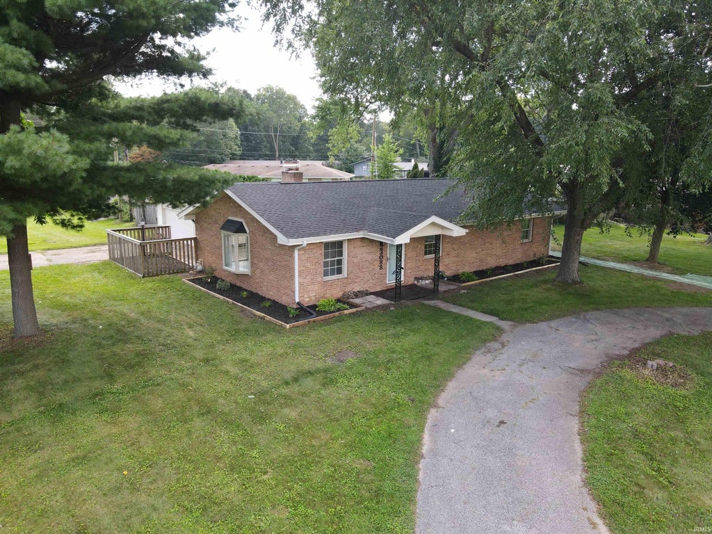 Photo of 23088 Janiper Drive, Elkhart, IN 46517 (MLS # 202634167)