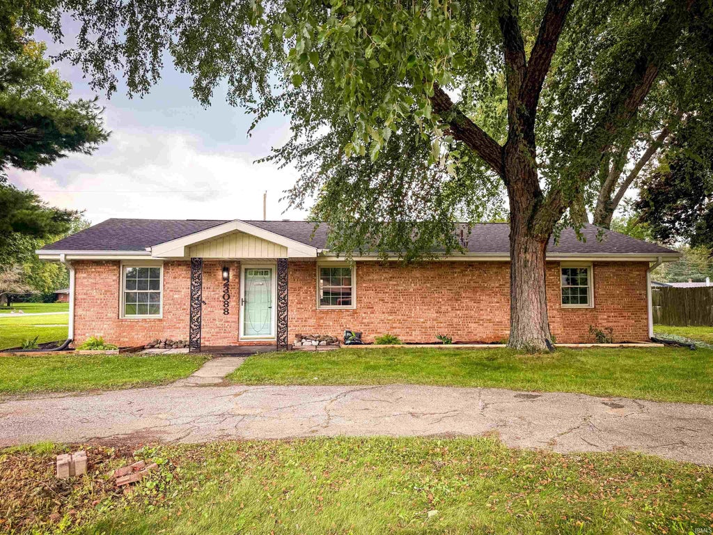 Photo of 23088 Janiper Drive, Elkhart, IN 46517 (MLS # 202634167)