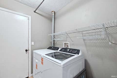 Tiny photo for 1626 Stone Valley Court, Lafayette, IN 47909 (MLS # 202632719)