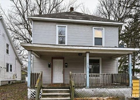 Photo of 925 Princeton Street, Elkhart, IN 46516 (MLS # 202608364)