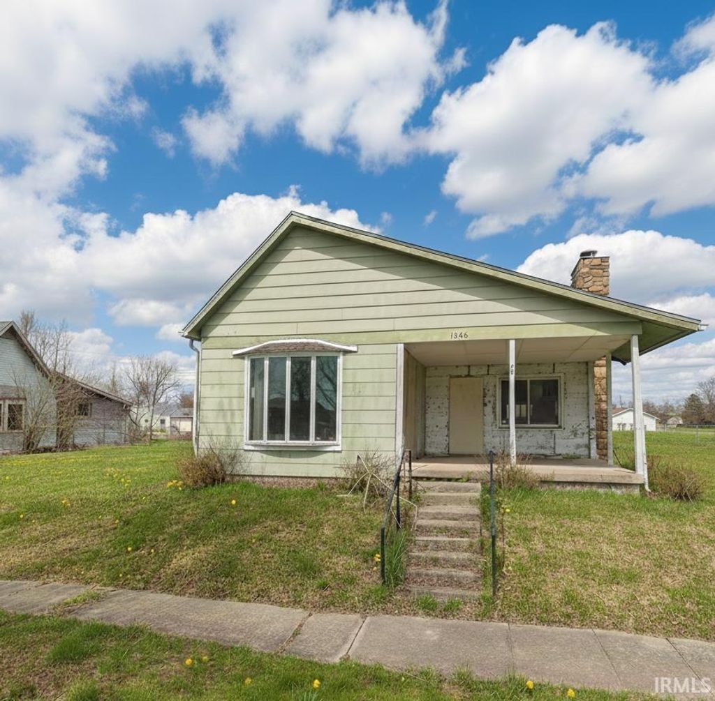 Photo of 1646 W Nelson Street, Marion, IN 46952 (MLS # 202548032)