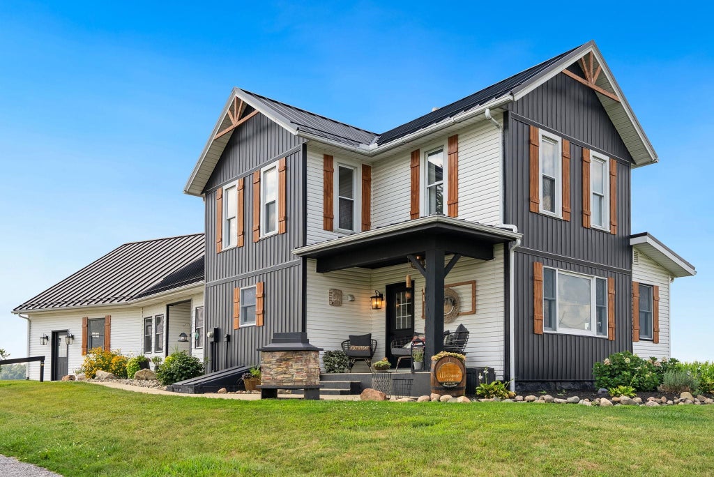Photo of 328 S Wolf Road, Columbia City, IN 46725 (MLS # 202636898)