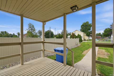 Tiny photo for 314 S Line Street, Columbia City, IN 46725 (MLS # 202634617)