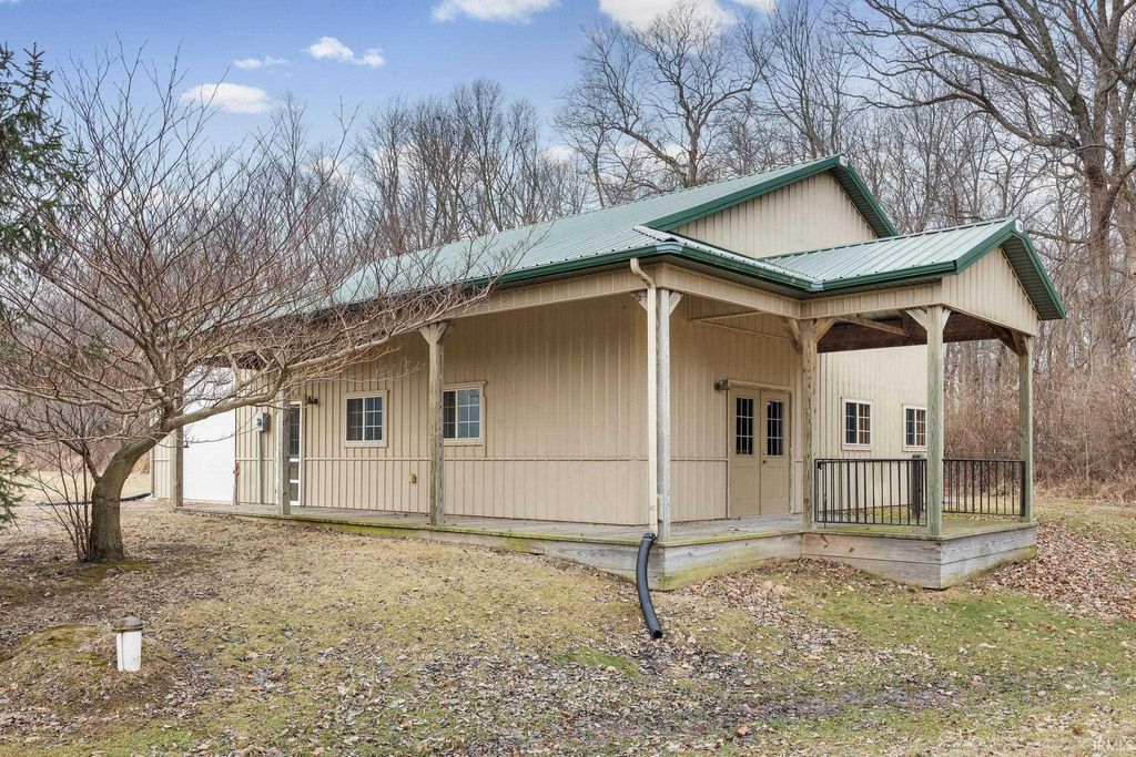 Photo of 7596 Homestead Trail, Lafayette, IN 47909 (MLS # 202605347)