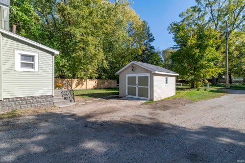 Tiny photo for 329 Jefferson Street, Elkhart, IN 46516 (MLS # 202643629)