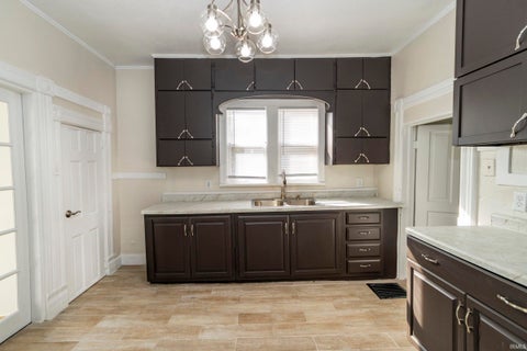 Tiny photo for 329 Jefferson Street, Elkhart, IN 46516 (MLS # 202643629)