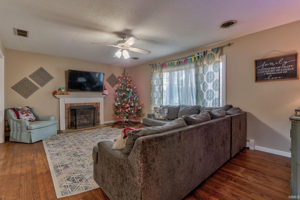 Photo of 14701 Honeysuckle Drive, Evansville, IN 47725 (MLS # 202547817)