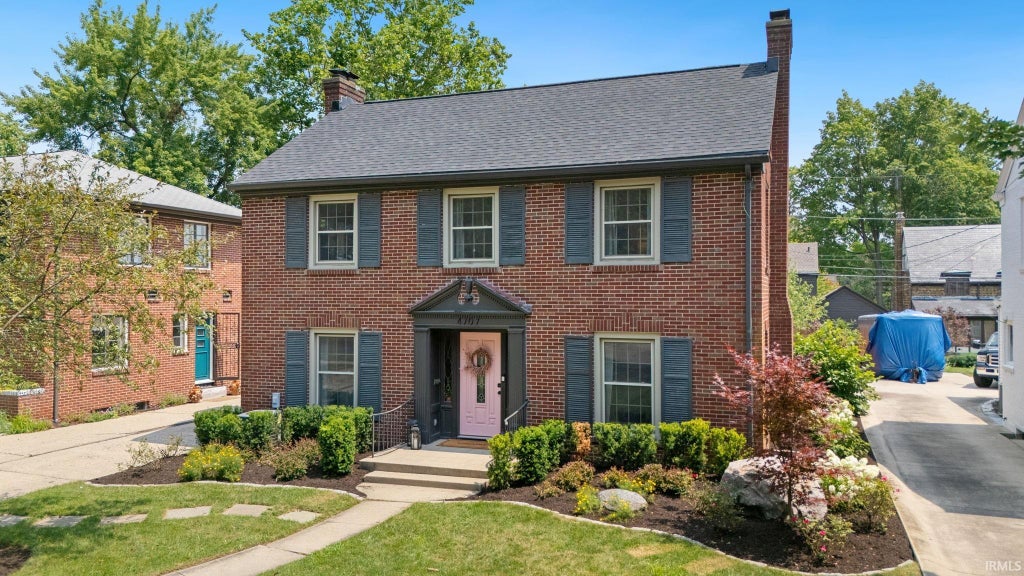 Photo of 4707 Old Mill Road, Fort Wayne, IN 46807 (MLS # 202628327)