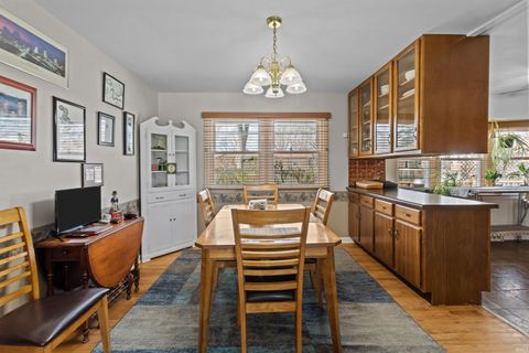 Tiny photo for 213 W WESTMORELAND Drive, Kokomo, IN 46901 (MLS # 202609710)