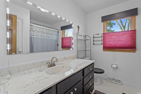 Tiny photo for 213 W WESTMORELAND Drive, Kokomo, IN 46901 (MLS # 202609710)