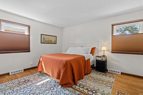 Tiny photo for 213 W WESTMORELAND Drive, Kokomo, IN 46901 (MLS # 202609710)