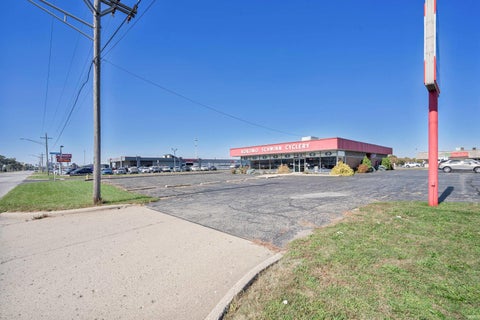 Tiny photo for 1500 E Boulevard Street, Kokomo, IN 46902 (MLS # 202644205)