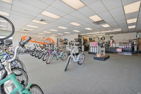 Tiny photo for 1500 E Boulevard Street, Kokomo, IN 46902 (MLS # 202644205)