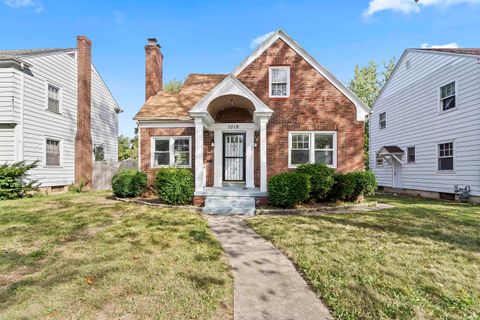 Photo of 1019 E Rudisill Boulevard, Fort Wayne, IN 46806 (MLS # 202542283)
