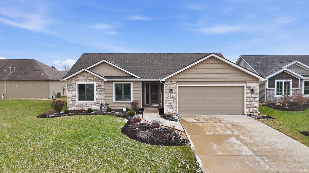 Photo of 13505 Emerald Run Court, Fort Wayne, IN 46814 (MLS # 202612737)