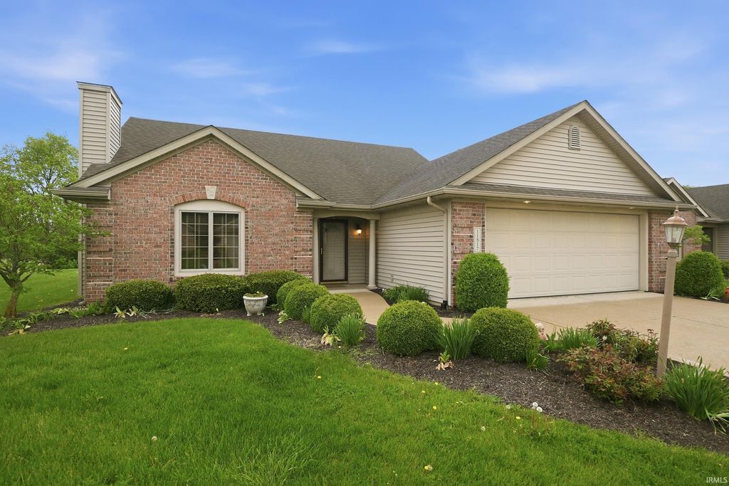 Photo of 11817 Butternut Cove, Leo, IN 46765 (MLS # 202615745)