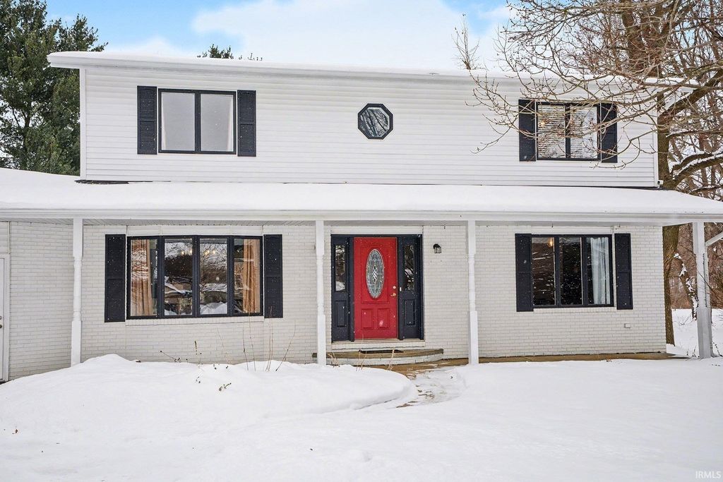 Photo of 59321 Teaberry Court, Elkhart, IN 46517 (MLS # 202602968)