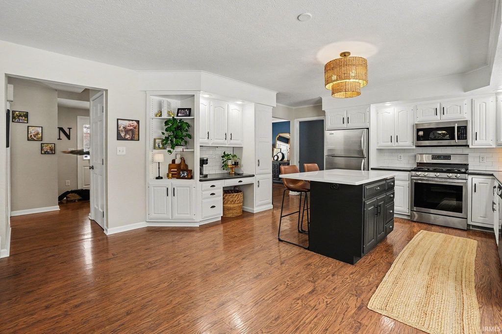 Photo of 59321 Teaberry Court, Elkhart, IN 46517 (MLS # 202602968)