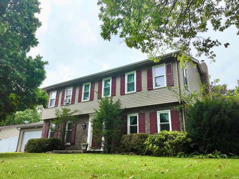 Photo of 1209 Devon Court, Kokomo, IN 46901 (MLS # 202631280)