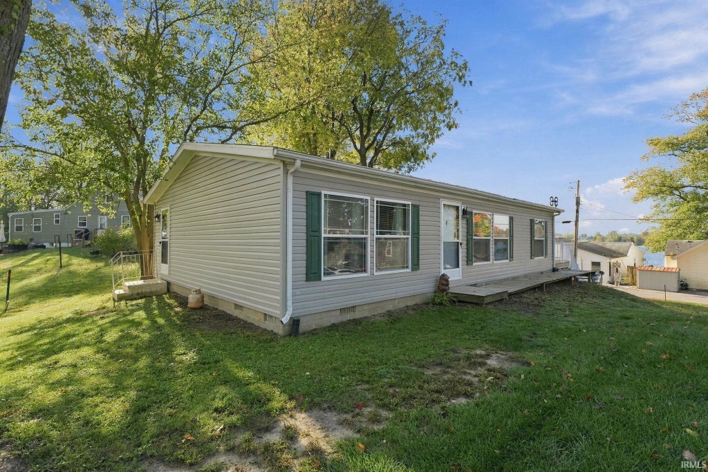 Photo of 6479 E McGuire Road, Churubusco, IN 46723 (MLS # 202642648)