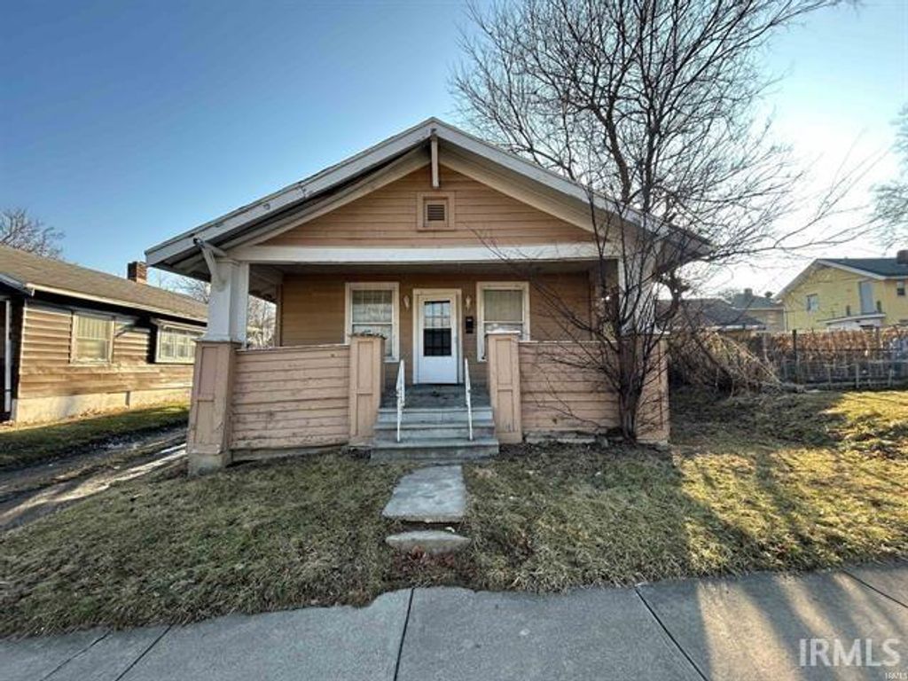 Photo of 3811 Oliver Street, Fort Wayne, IN 46806 (MLS # 202615493)