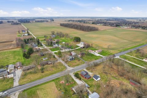 Tiny photo for 4491 E 00 Ns, Kokomo, IN 46901 (MLS # 202610152)