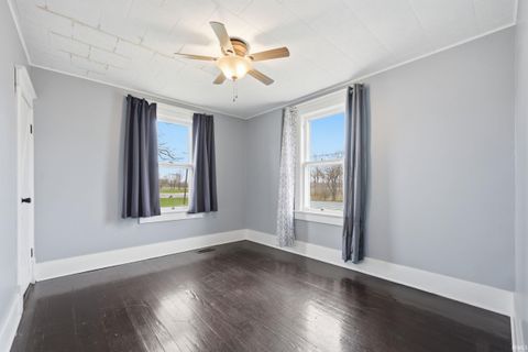 Tiny photo for 4491 E 00 Ns, Kokomo, IN 46901 (MLS # 202610152)