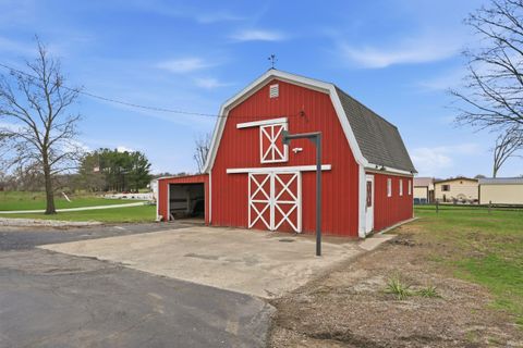 Tiny photo for 4491 E 00 Ns, Kokomo, IN 46901 (MLS # 202610152)