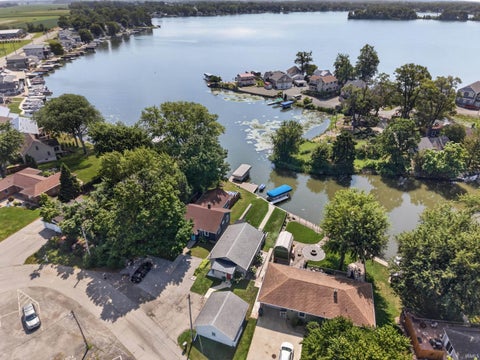 Tiny photo for 2139 Boulevard Street, Rochester, IN 46975 (MLS # 202630838)