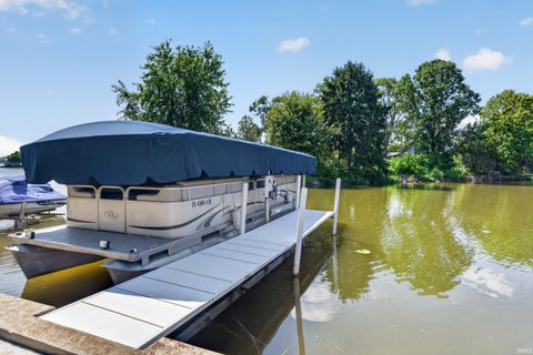Tiny photo for 2139 Boulevard Street, Rochester, IN 46975 (MLS # 202630838)