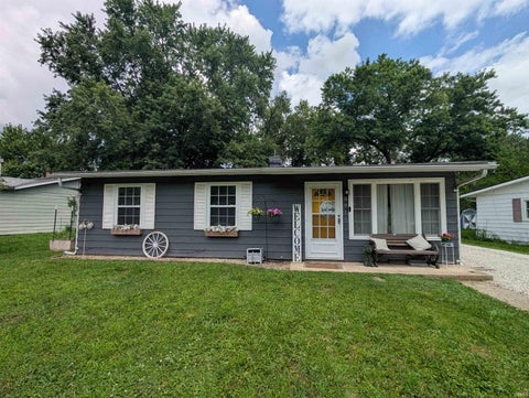 Photo of 5910 SENECA Trail, Kokomo, IN 46902 (MLS # 202626772)